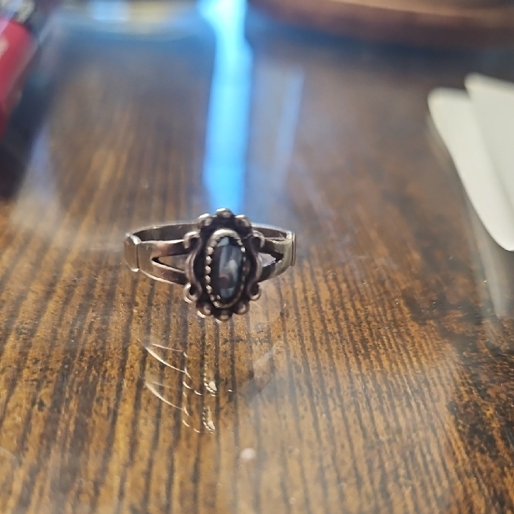Elegant Silver Women's Ring